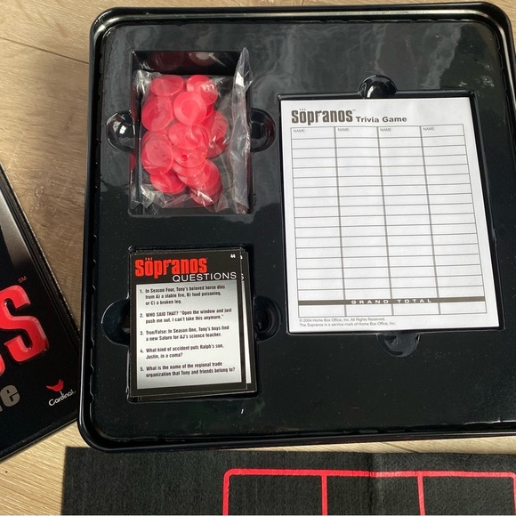 The Sopranos trivia game complete 2004 HBO - Picture 4 of 11